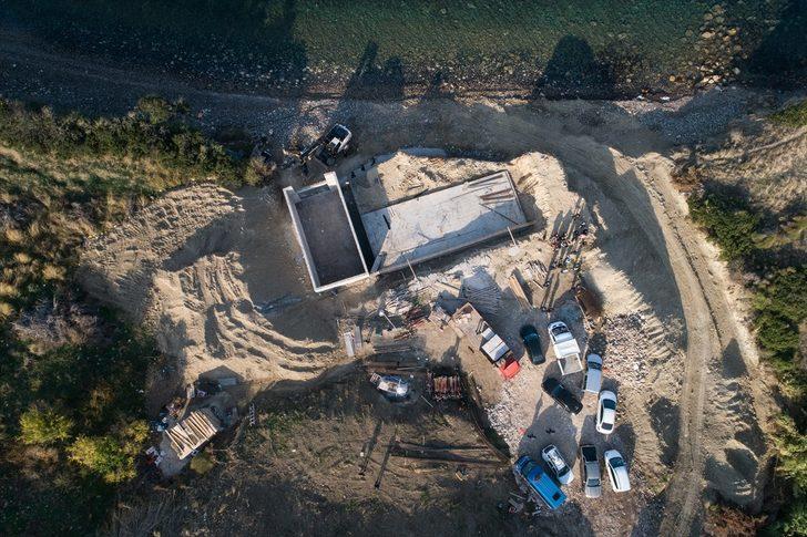 Bakan Kurum talimat vermişti! Karaburun'daki sit alanına yapılan inşaatta yıkım başladı G5