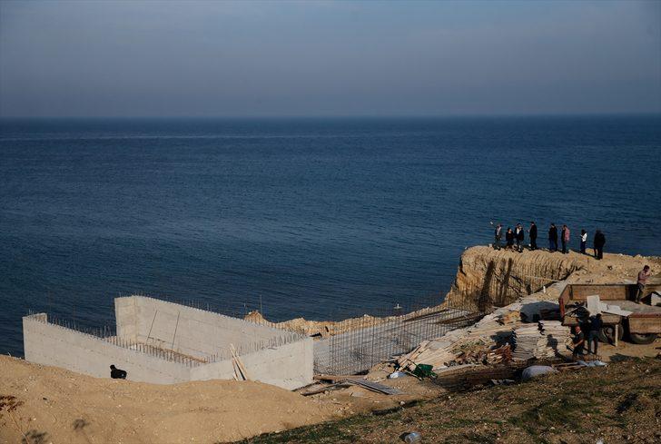 Karaburun'da sit alanındaki inşaatın yıkım çalışması tamamlandı G4