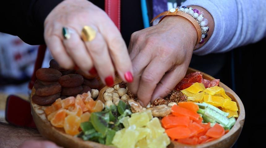 Rengarenk kurutmalıklar Kapadokya'daki turistleri cezbediyor