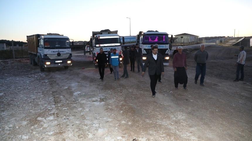 Haliliye kırsalında yol yapım &ccedil;alışmaları s&uuml;r&uuml;yor