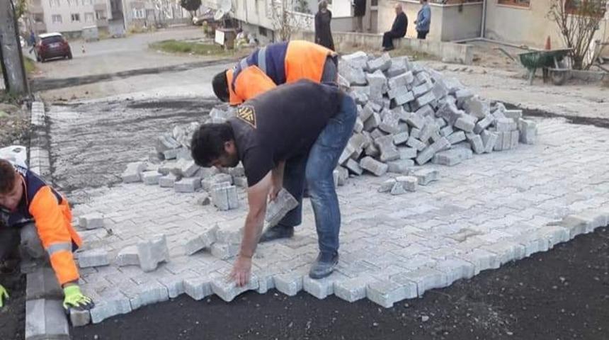 Kış öncesi Akçakoca’da yol çalışmaları hız kazandı