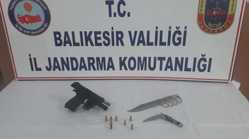 Jandarmadan silah operasyon