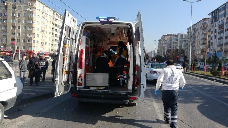 Kayseri’de trafik kazası: 2 yaralı G3