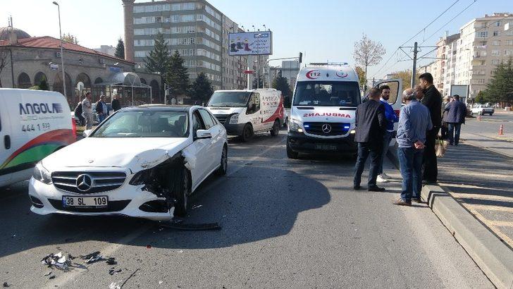 Kayseri’de trafik kazası: 2 yaralı G5