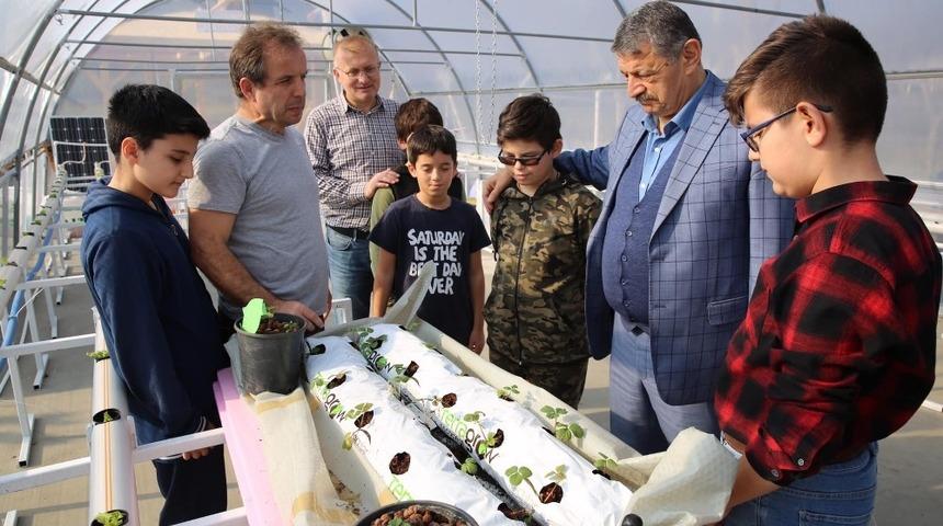 Başkan Akın, &ldquo;Gen&ccedil;lerimizin destek&ccedil;isi olmaya devam edeceğiz&rdquo;