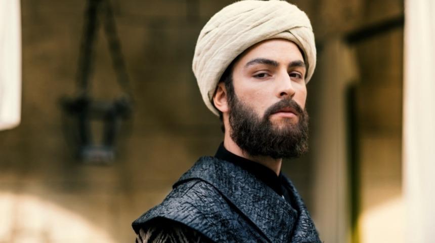 Boran Kuzum, Mest-i Aşk Mevlana filminde Alaeddin Çelebi’yi canlandırdı