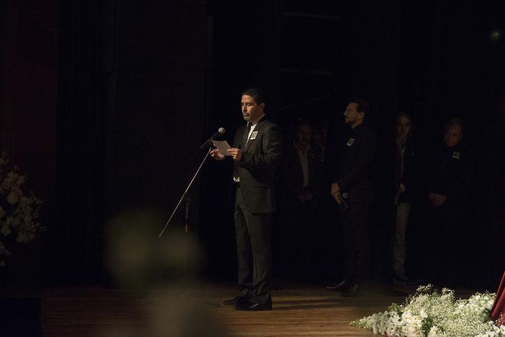 Usta oyuncu Yıldız Kenter için Kenter Tiyatrosunda tören G5