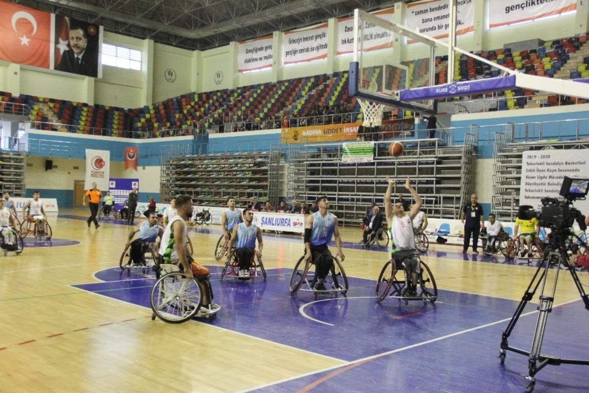 Şanlıurfa derbisinde kazanan B&uuml;y&uuml;kşehir oldu