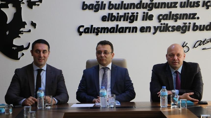 Manisalılara en iyi hizmet için istişarede bulundular