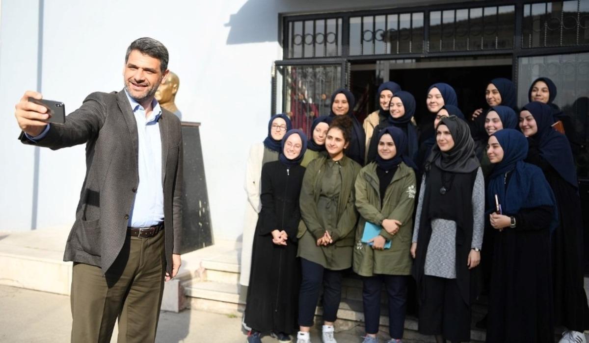 Başkan Kocaman lise &ouml;ğrencileriyle buluştu