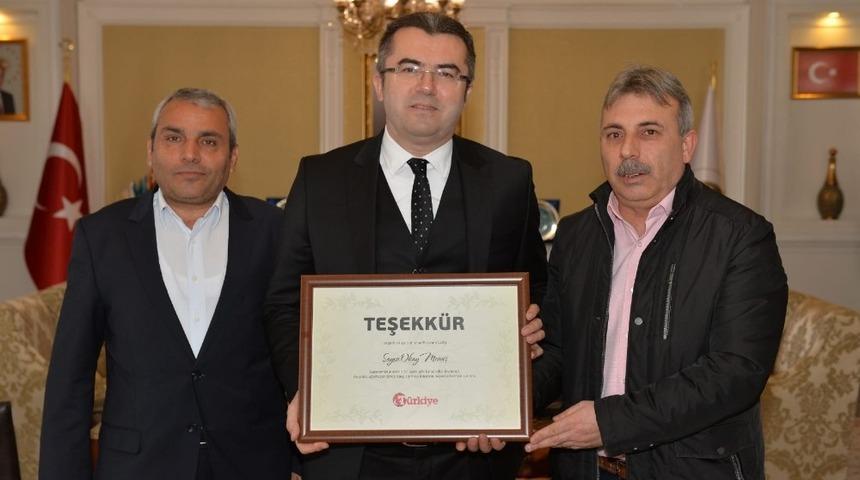 T&uuml;rkiye Gazetesi&rsquo;nden Vali Memiş&rsquo;e ziyaret