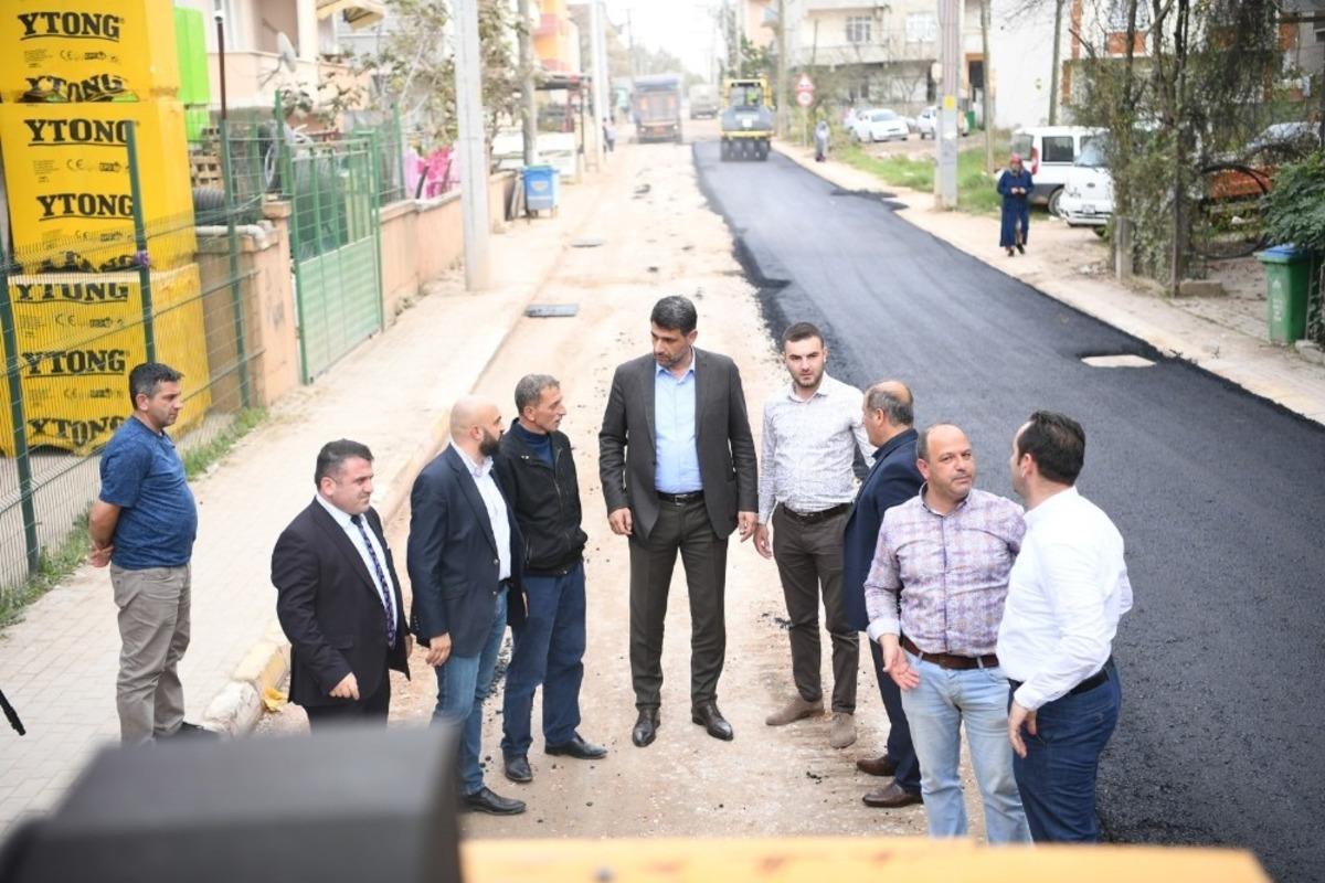 Başkan Kocaman asfalt &ccedil;alışmalarını inceledi