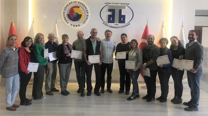 Türkiye’nin ilk özel zeytin tadım paneli oluşuyor