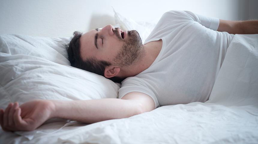 Horlayanlar, uykusunu alamayanlar dikkat