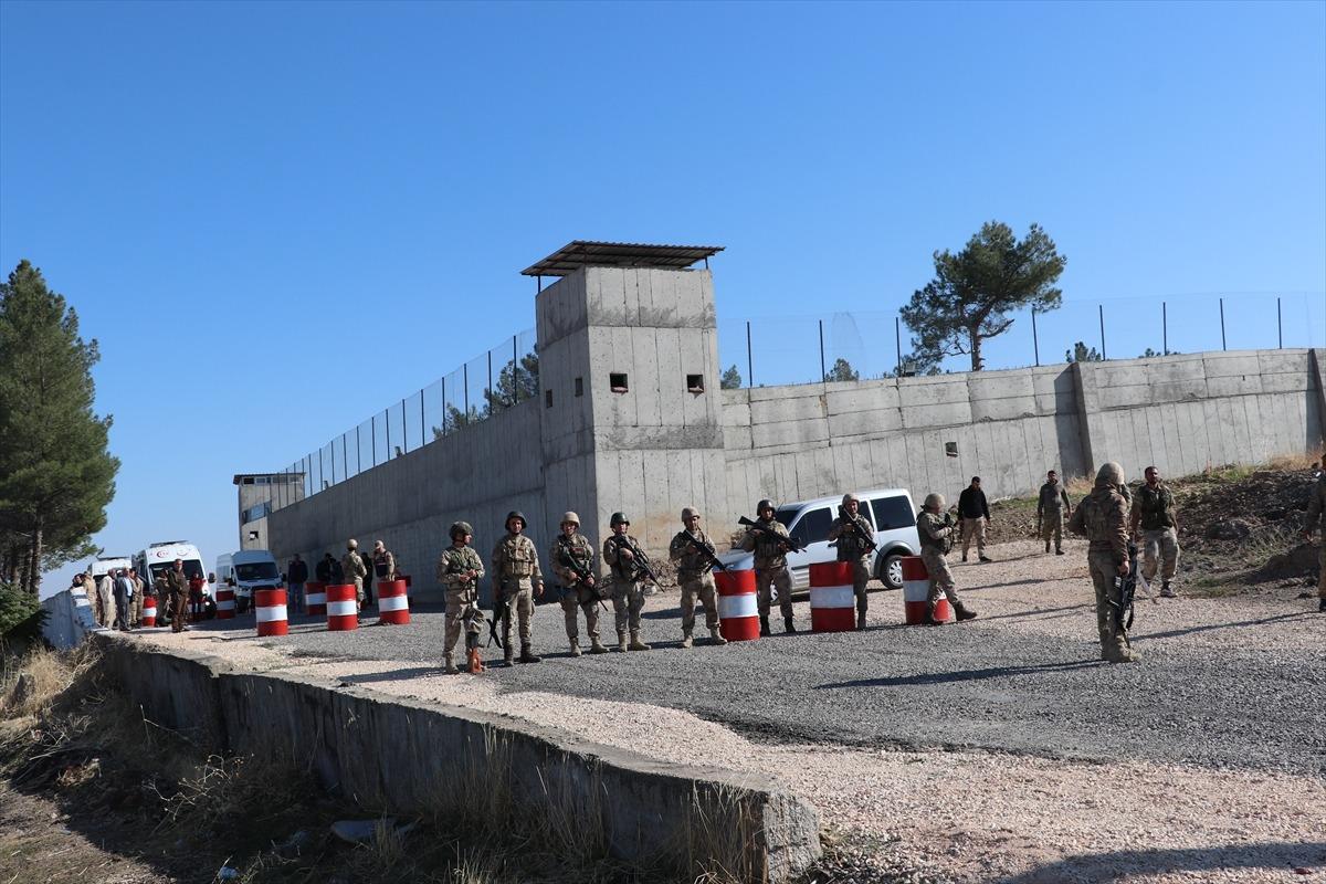 Diyarbakır'da iki aile arasında silahlı kavga: 10 yaralı