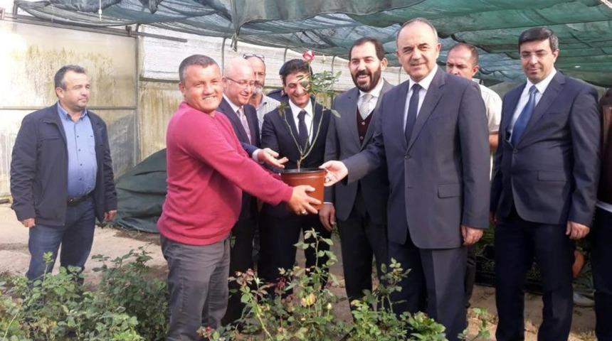 Yalova Valisi’nden çiçekçilere ziyaret