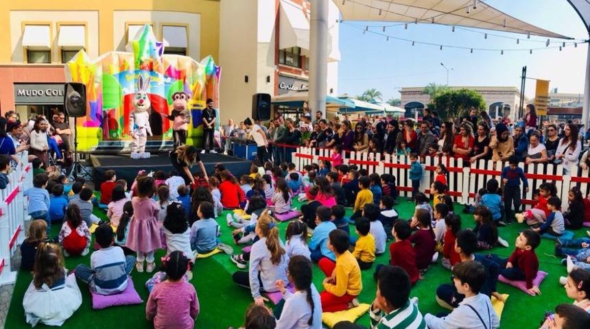 Akıllı tavşan ’Momo’ya, Forum Mersin’de yoğun ilgi