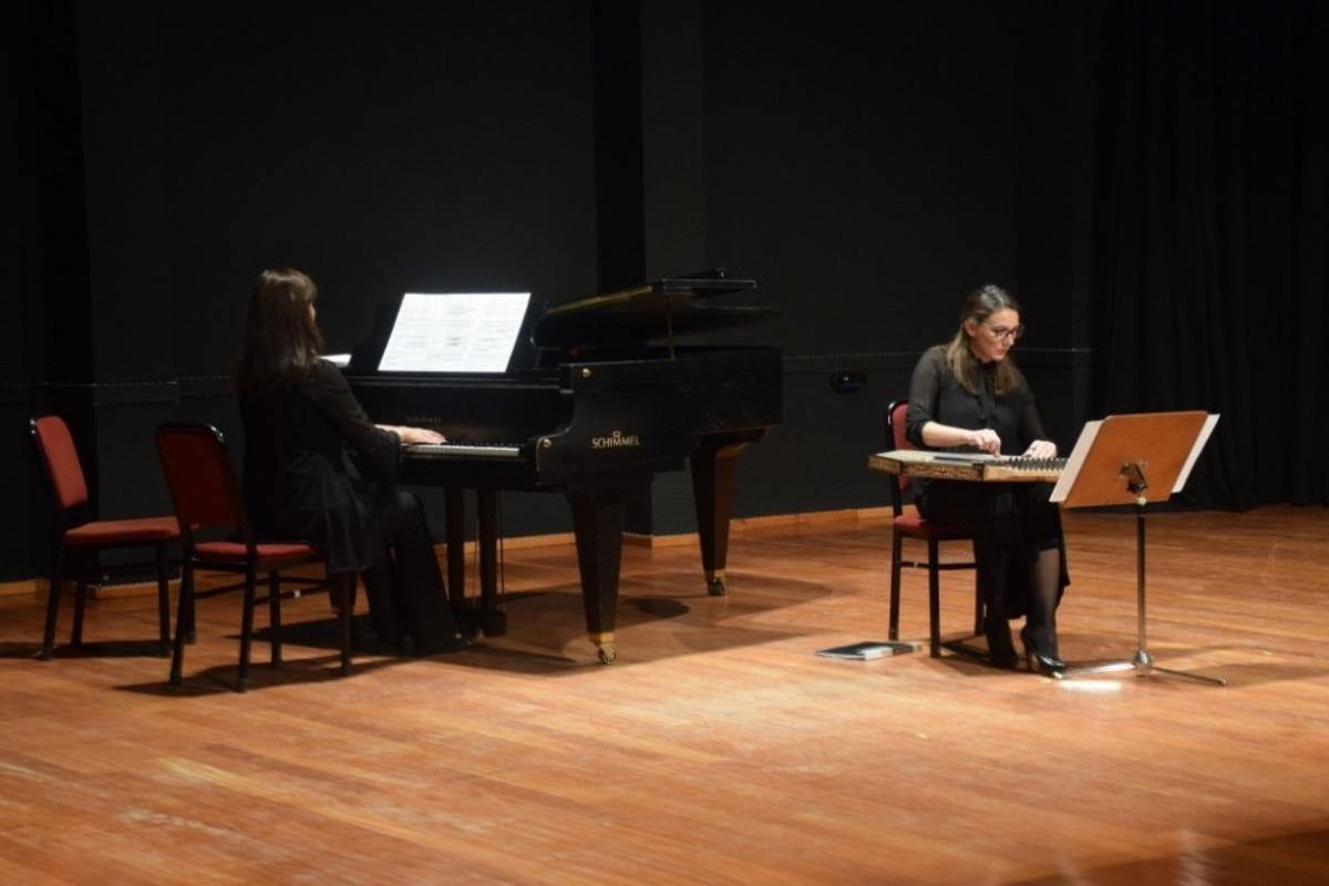 Anadolu &Ccedil;ağdaş M&uuml;zik Topluluğu coşkulu konseri