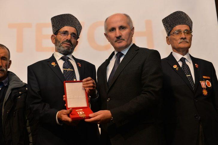 Karaman’da 10 Kıbrıs Gazileri için madalya tevcih töreni düzenlendi G3