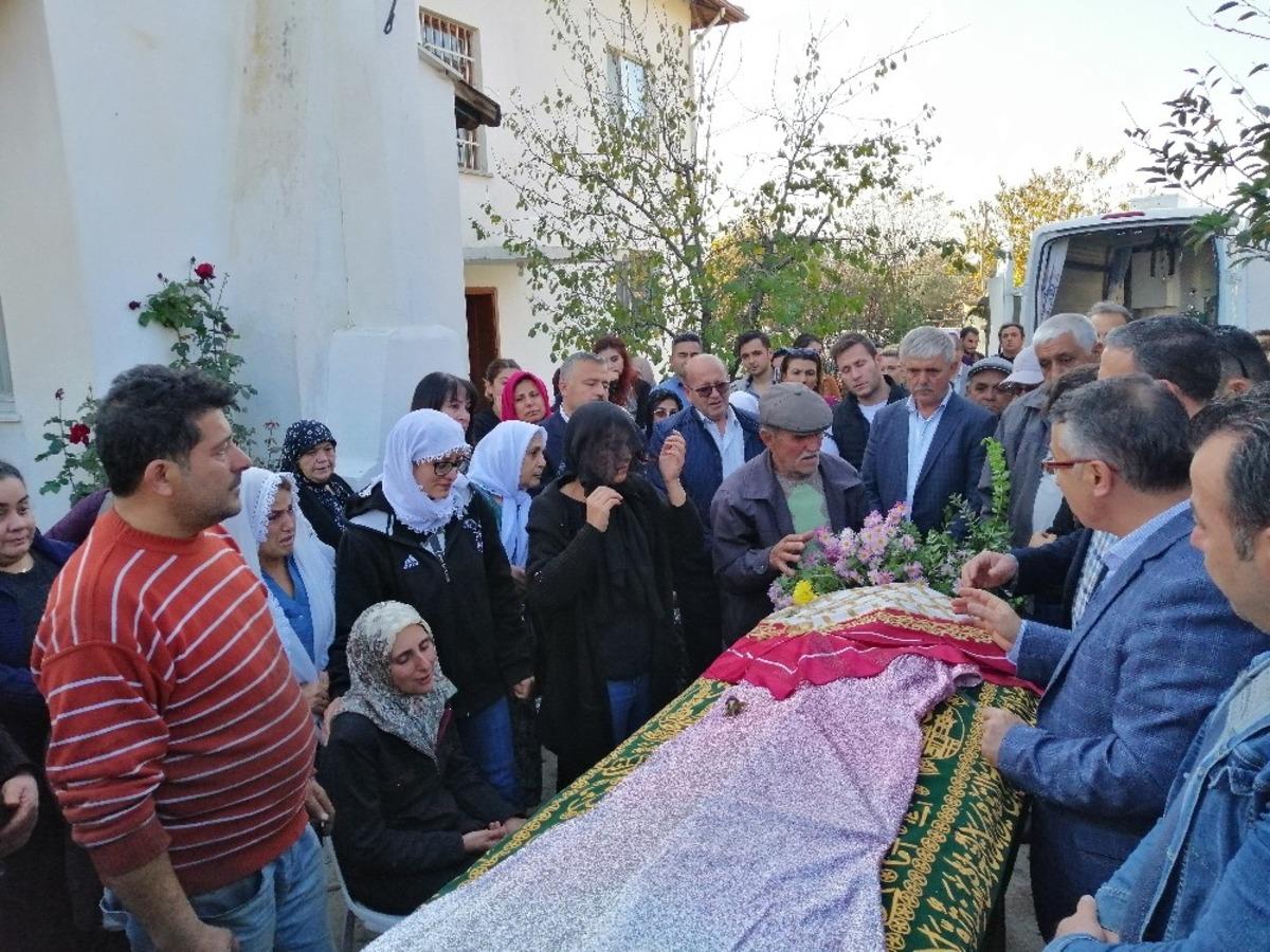 Annenin &rsquo;Meleğim&rsquo; feryadı y&uuml;rekleri dağladı