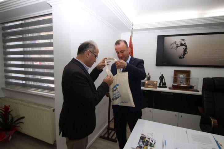 Kültür ve Turizm Derneğinden Başkan Ayhan’a plaket G2