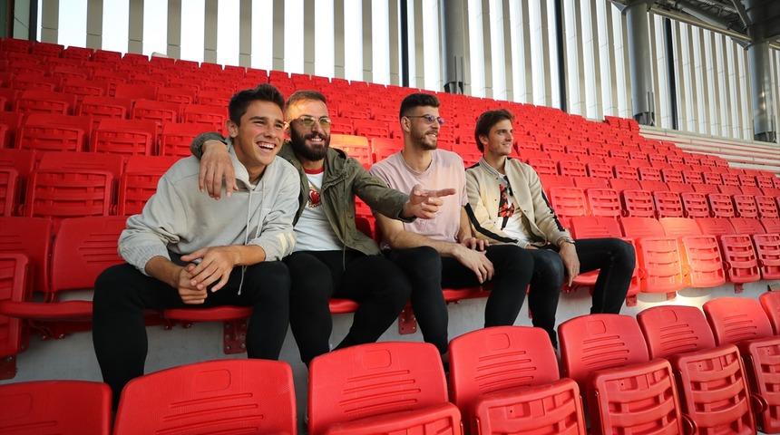 Göztepe'nin yeni stadının koltuk montajlarına başlandı