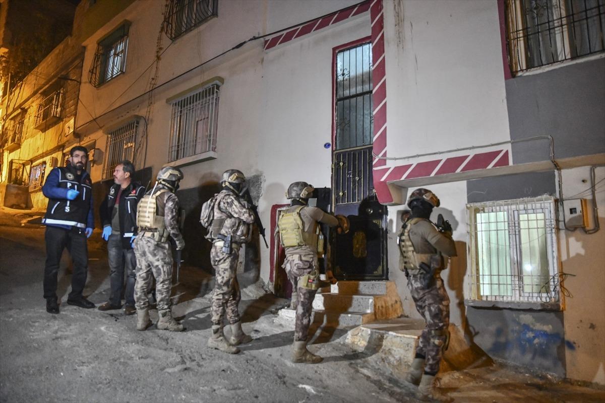 Malatya'da fuhuş operasyonunda 3 kişi g&ouml;zaltına alındı