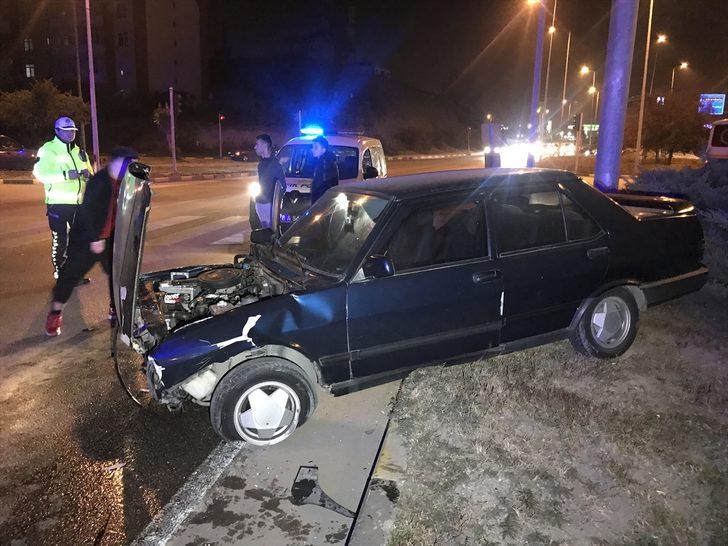 Karabük'te iki otomobil çapıştı: 4 yaralı G1