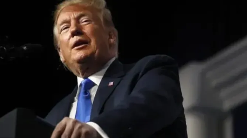 Trump'tan azil soruşturmasını y&uuml;r&uuml;ten Adam Schiff'te 'minik fırıldak' benzetmesi!