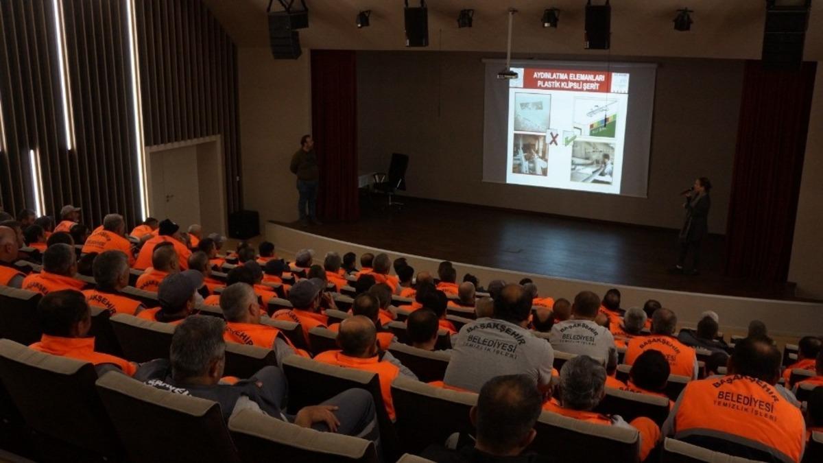 Belediye &ccedil;alışanları depreme karşı bilin&ccedil;leniyor