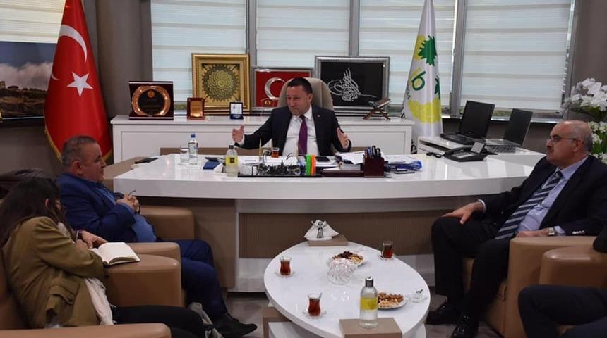 Başkan Beyoğlu’nun kentsel dönüşüm ve Millet Bahçesi görüşmeleri sürüyor