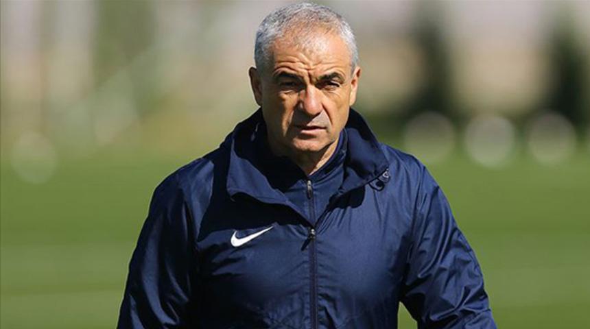 Rıza Çalımbay: VAR aslında çok güzel de bizimkiler kullanamıyor