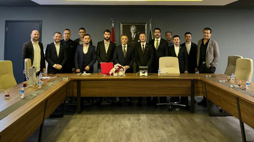 Ahmet Nur Çebi’ye hayırlı olsun ziyareti