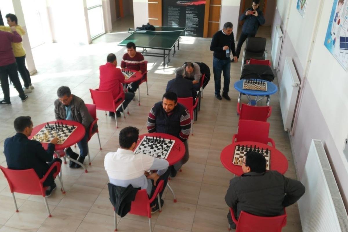 Tavşanlı&rsquo;da &Ouml;ğretmenler G&uuml;n&uuml;, sportif faaliyetlerle başladı