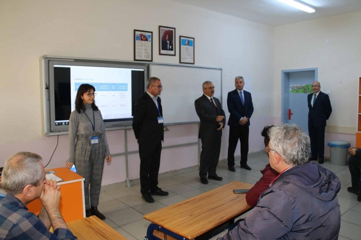 K&uuml;tahya&rsquo;da &ouml;ğretmenlere &lsquo;Okul-Aile İşbirliği Geliştirme Programı Eğitimi Kursu