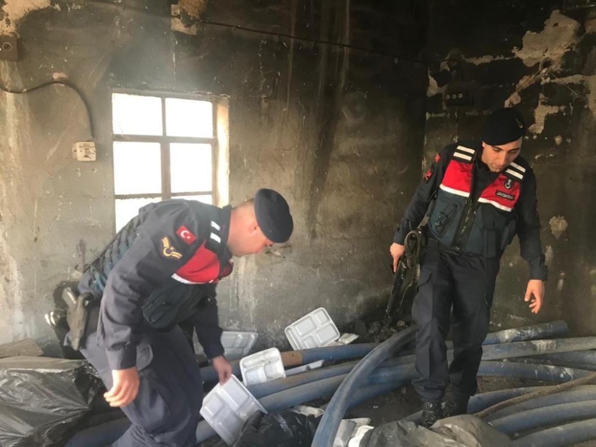 Balıkesir&rsquo;de jandarmadan uyuşturucu uygulaması