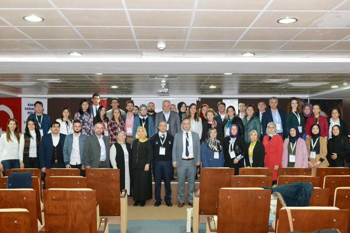 KM&Uuml;&rsquo;de Bağımlılıkla M&uuml;cadele ve Korunma &Ccedil;alıştayı