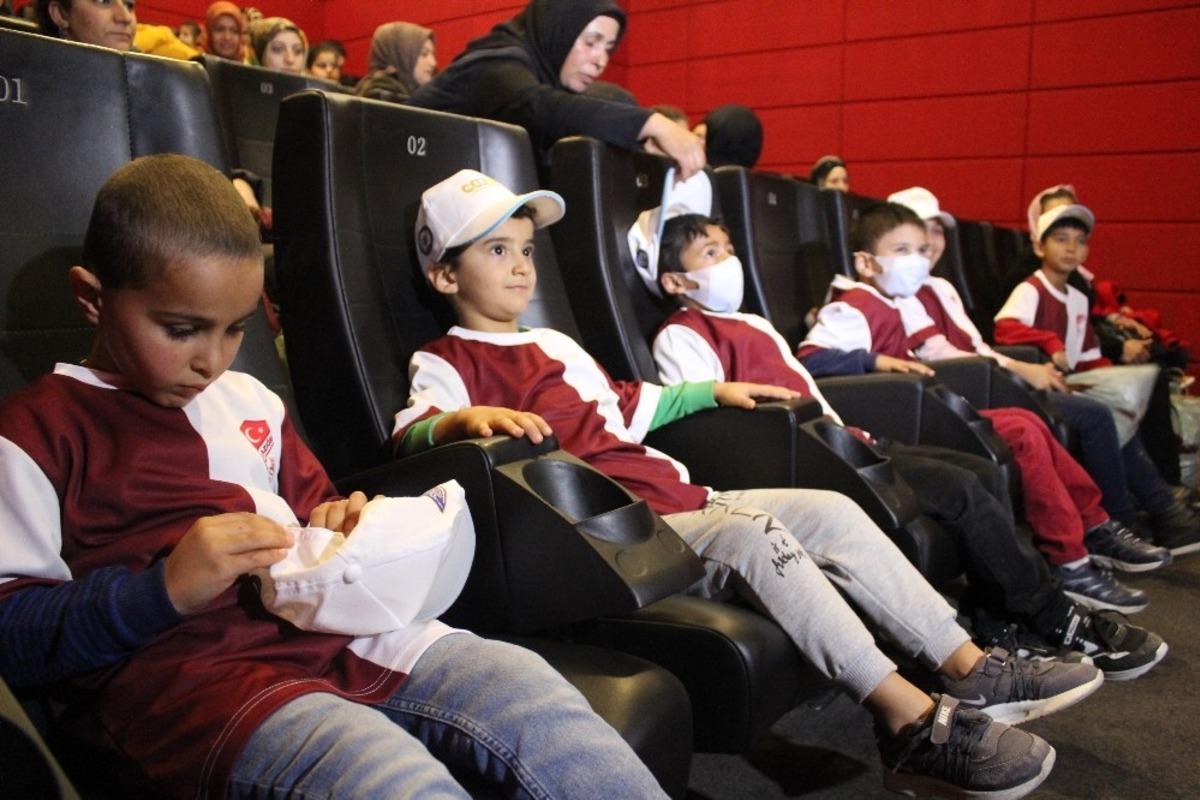 L&ouml;semili &ccedil;ocuklara &ouml;zel sinema etkinliği