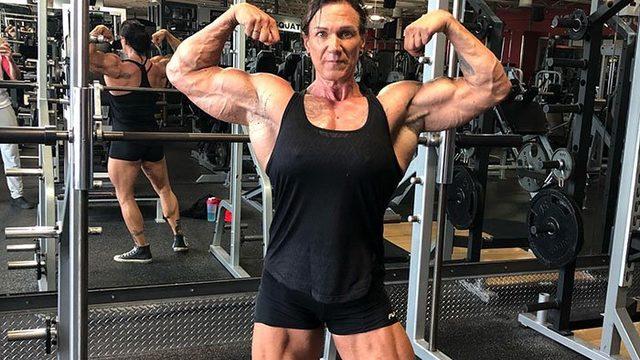 3 torunu var! Paylaştığı fotoğraflar ortalığı yıktı geçti