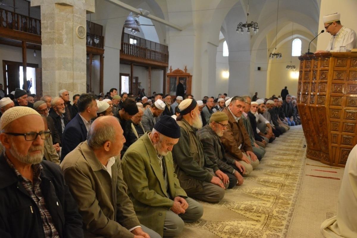 Mevlid-i Nebi Haftası&rsquo;nda Kur&rsquo;an-ı Kerim ziyafeti