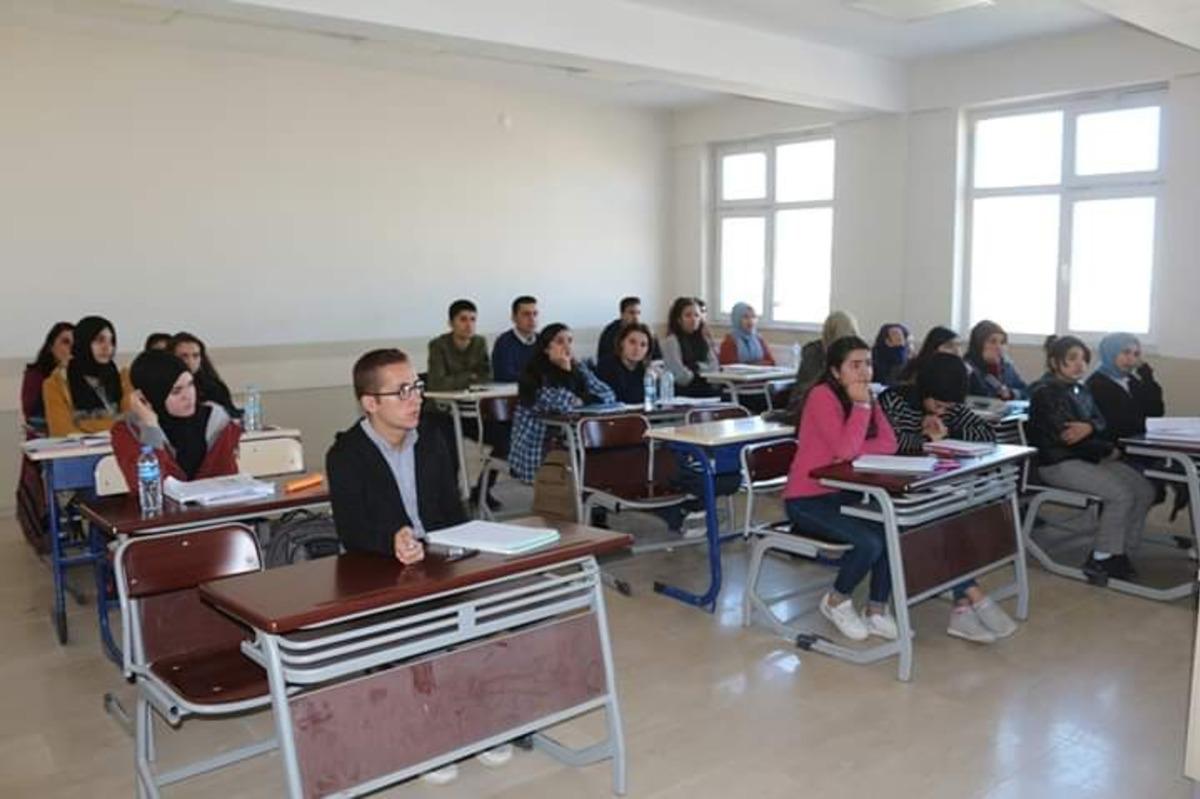 M&uuml;d&uuml;r Tun&ccedil;el, YKS kurslarını denetledi