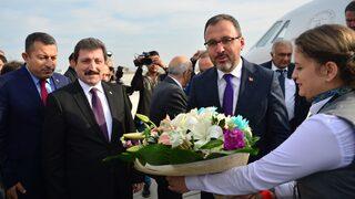 Gençlik ve Spor Bakanı Kasapoğlu: Askerimize olan selamımızla çok büyük bir güç ve moral kazandık