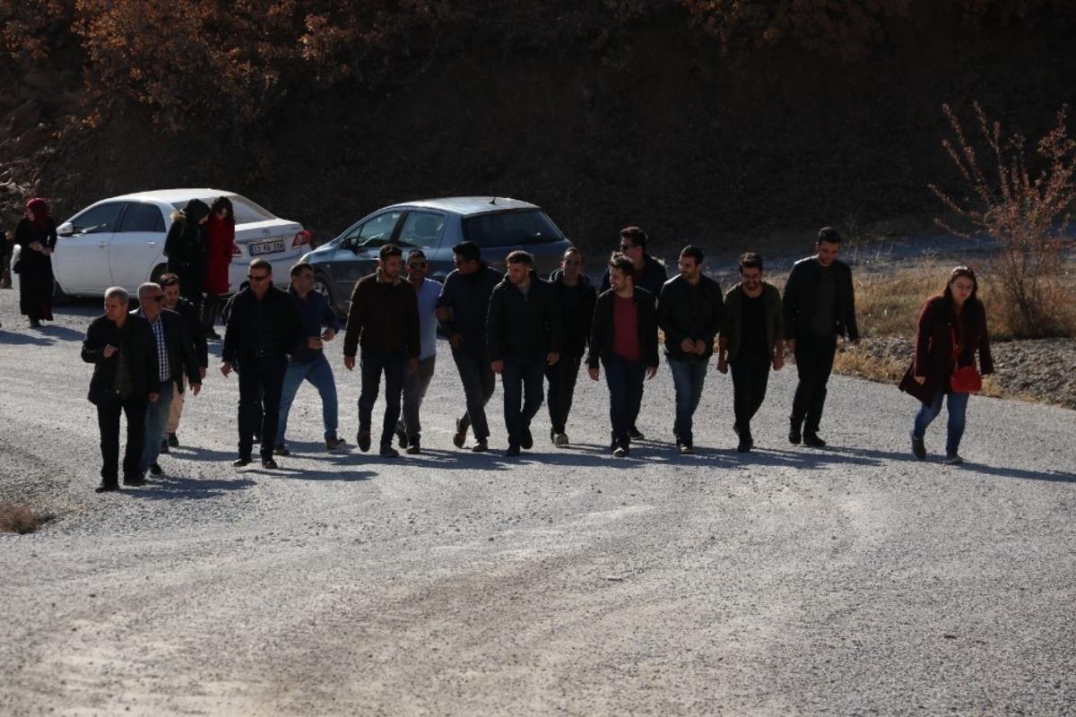 Hizan&rsquo;da &ouml;ğretmenler y&ouml;nelik moral ve motivasyon etkinliği