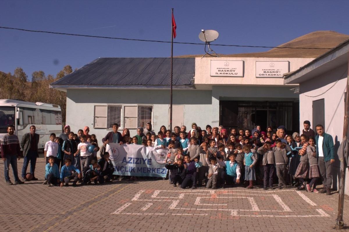 Aziziye Gen&ccedil;lik Merkezi g&ouml;n&uuml;llere odaklandı