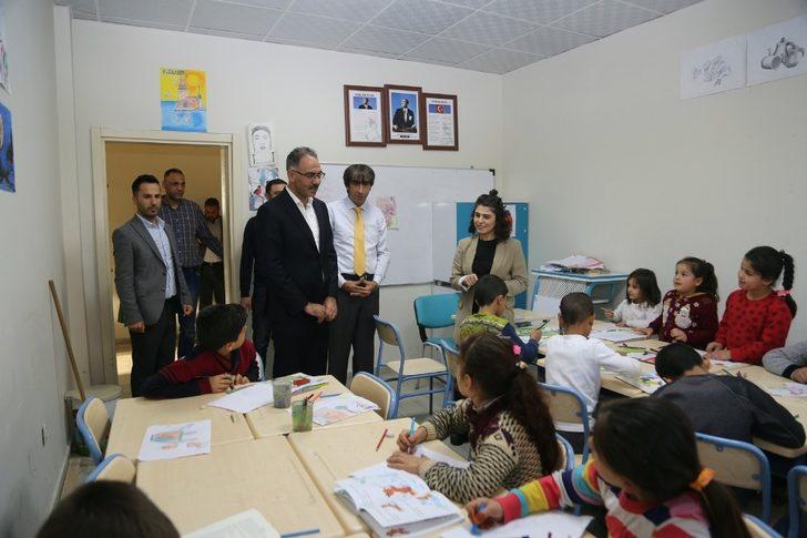 Kuş gençlerle bir araya geldi G2