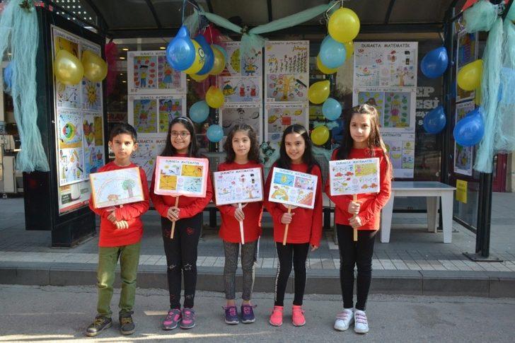 Otobüs durağı matematik sınıfı oldu G2