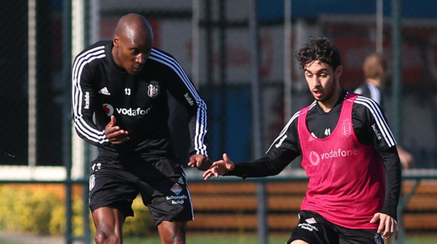 Beşiktaş'ta Atiba takımla çalıştı