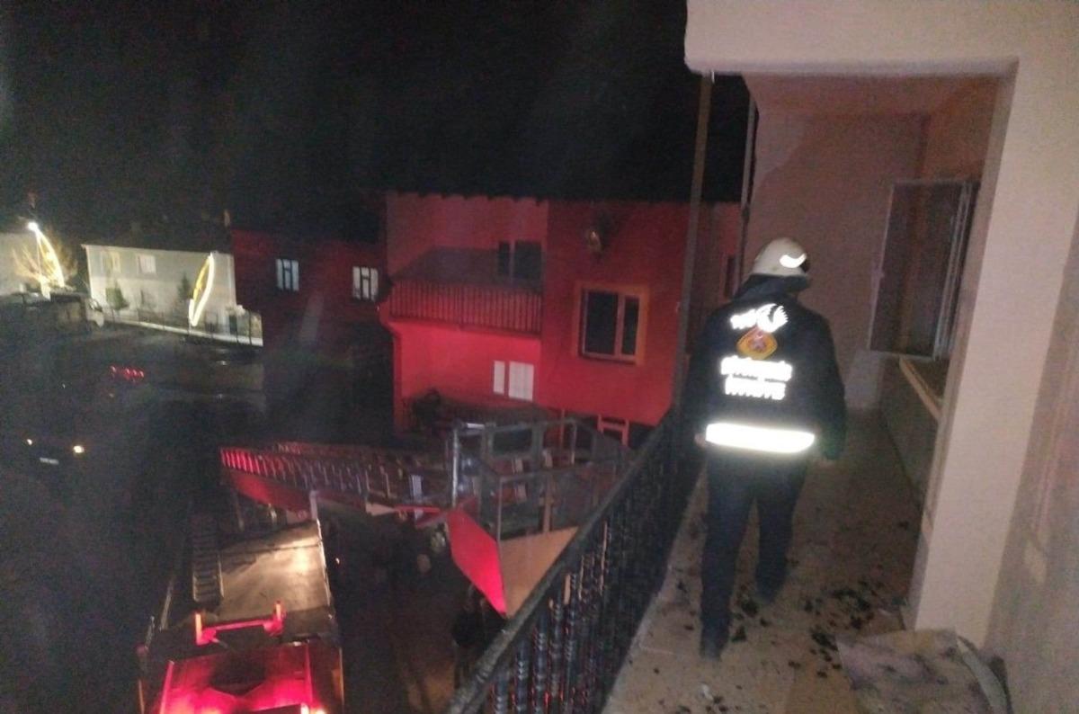 &Ccedil;atak&rsquo;ta ev yangını