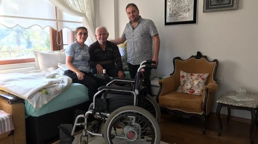 Başkan Özlü ihtiyaç sahiplerine el uzatmaya devam ediyor