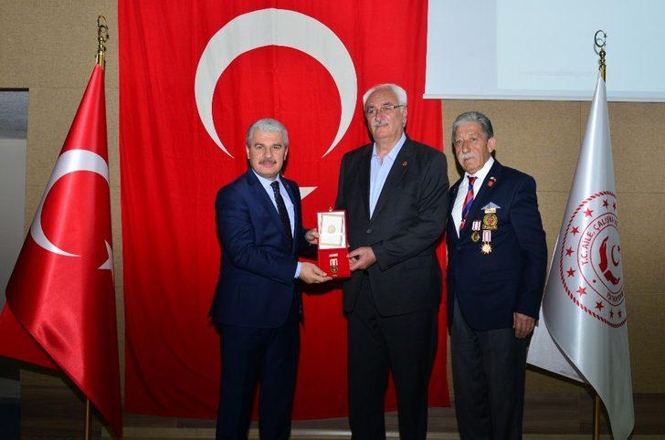 Muharip Gazilere "Milli Mücadele" madalyası verildi G2